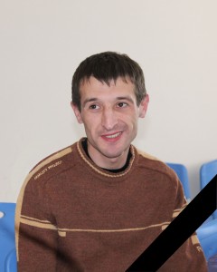 Жертва пыток Расим Байрамов скончался в феврале 2016 г. от осложнений, , полученных в тюрьме. Те, кто в 2008 г. пытали его так и не были привлечены к ответственности. © Анастасия Миллер